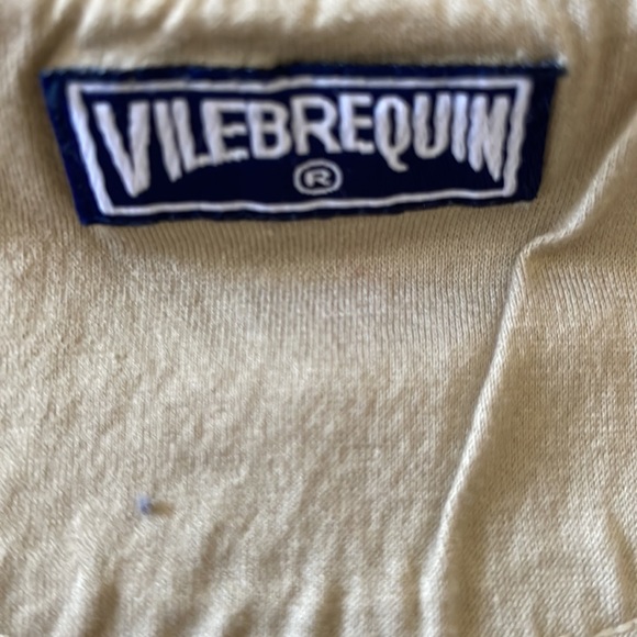Vilebrequin boys size 6 T-Shirt the tag has a slight tear in the tag.Shown above - Picture 4 of 5